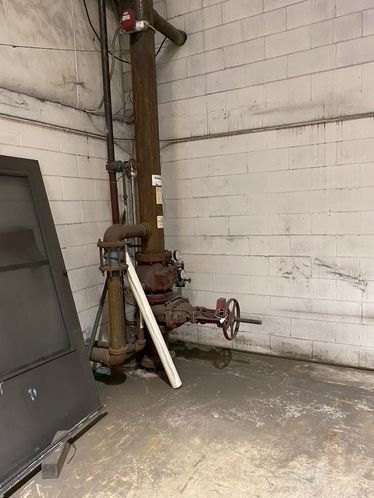 Manufacturing and Distribution Facility : 800 Kemp St, Merritt Island, FL 32952